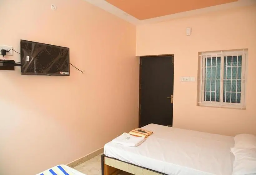 デラックストリプルルーム, Sivamurugan Residency