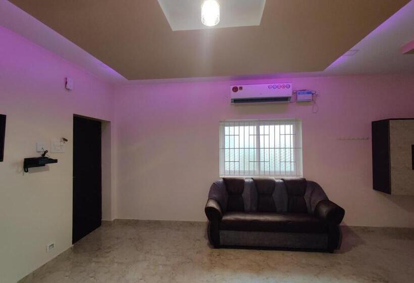 家庭套房, Sivamurugan Residency