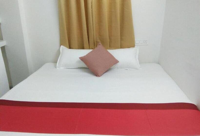 디럭스 룸, Sukun Guest House
