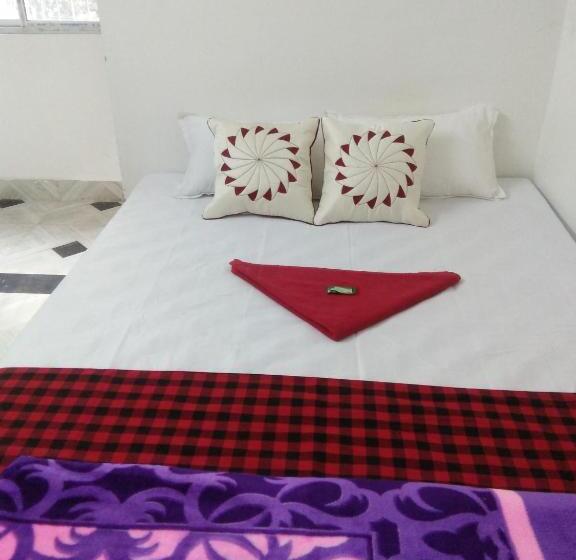 디럭스 룸, Sukun Guest House
