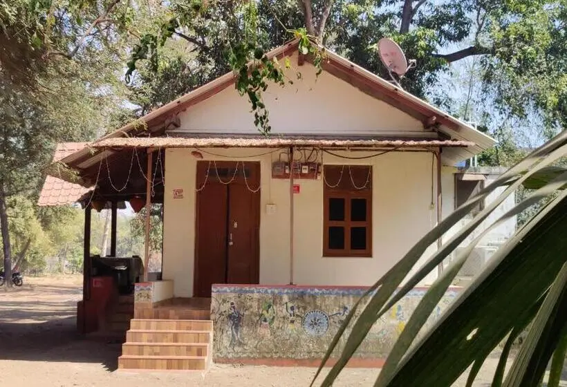 バルコニー付きシングルスタンダードルーム, Kamat Cottages