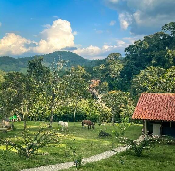 Familienzimmer, Bergblick, La Perla Negra   Black Pearl Eco Hostel