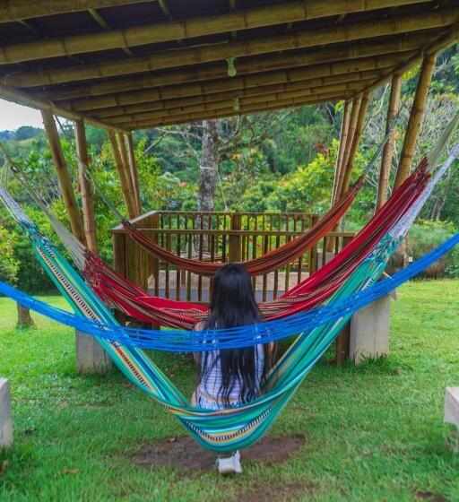 Familienzimmer, Bergblick, La Perla Negra   Black Pearl Eco Hostel