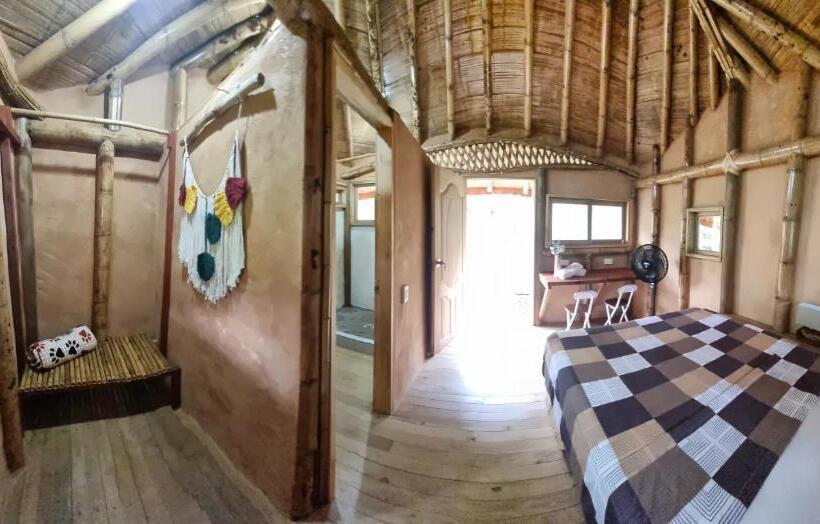 Suite mit Balkon, La Perla Negra   Black Pearl Eco Hostel