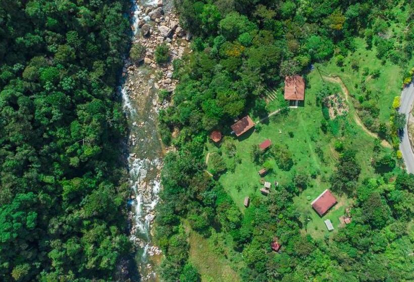 Suite mit Balkon, La Perla Negra   Black Pearl Eco Hostel