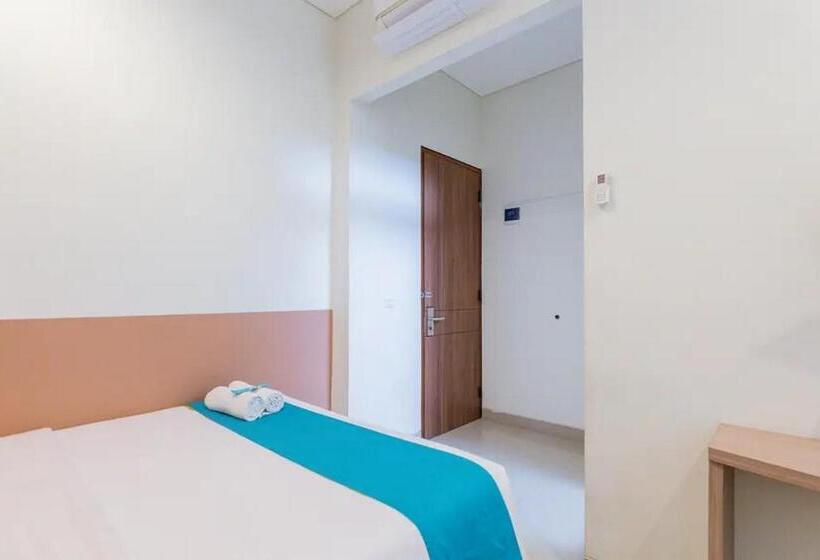 豪华房间, Sans Hotel Rajawali Surabaya By Reddoorz