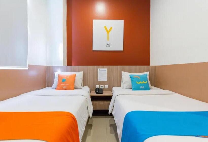 高级大房间, Sans Hotel Rajawali Surabaya By Reddoorz