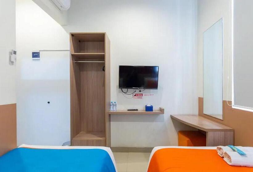 高级大房间, Sans Hotel Rajawali Surabaya By Reddoorz