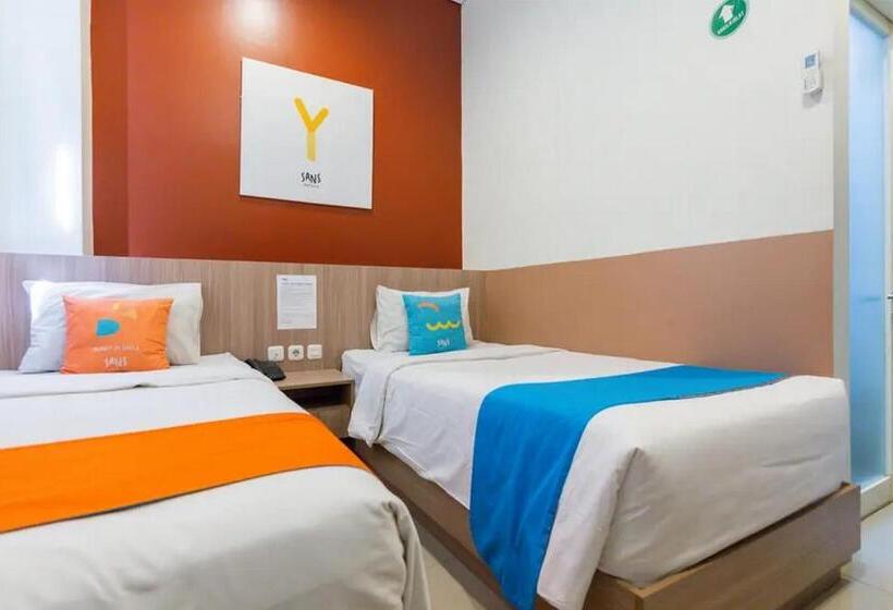 Номер Superior, Sans Hotel Rajawali Surabaya By Reddoorz
