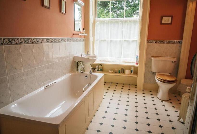 غرفة قياسية سرير كينج, Sloley Hall