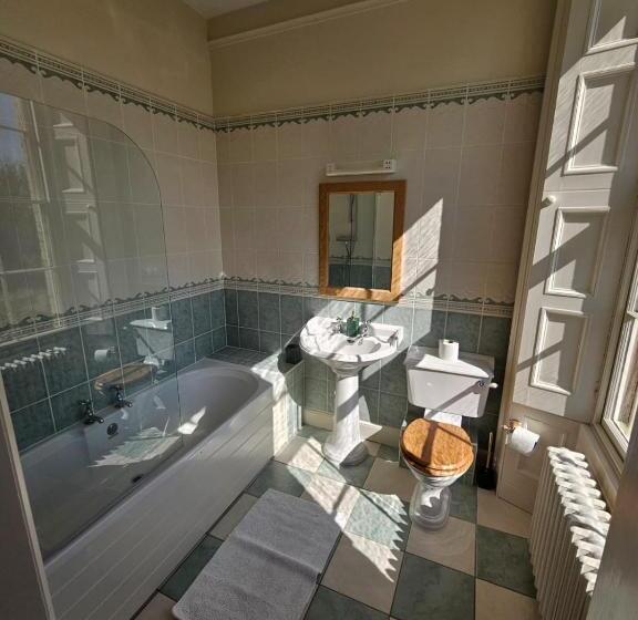 غرفة قياسية سرير كينج, Sloley Hall