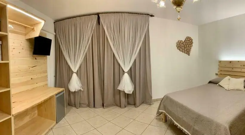 Standard Neljän Hengen Huone Puutarhanäkymä, Agriturismo Nonno Mario