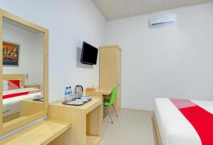 غرفة ديلوكس, Oyo 90404 Pringombo Homestay 2 Syariah