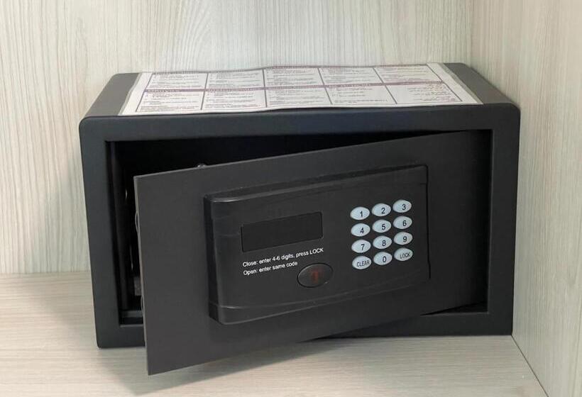 Номер Стандарт, Mini B&b Enrico Fermi