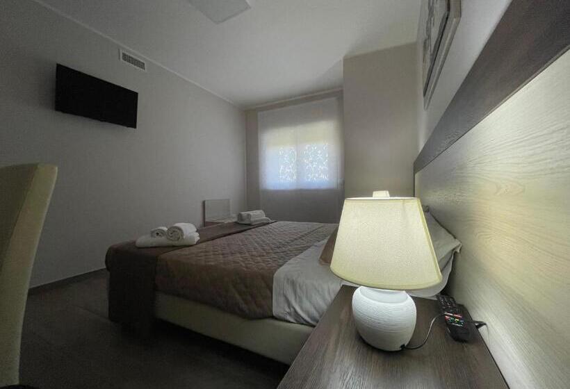 Номер Стандарт, Mini B&b Enrico Fermi