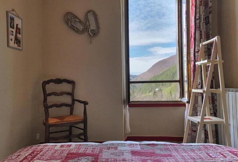 スタンダード4人部屋, Au Diapason Chambres D Hôtes Montagne