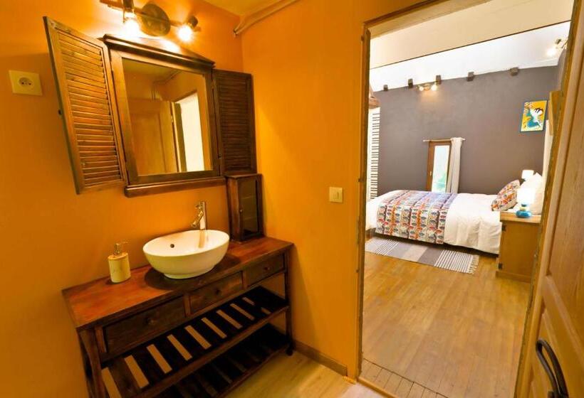 マウンテンビュースタンダードルーム, Au Diapason Chambres D Hôtes Montagne