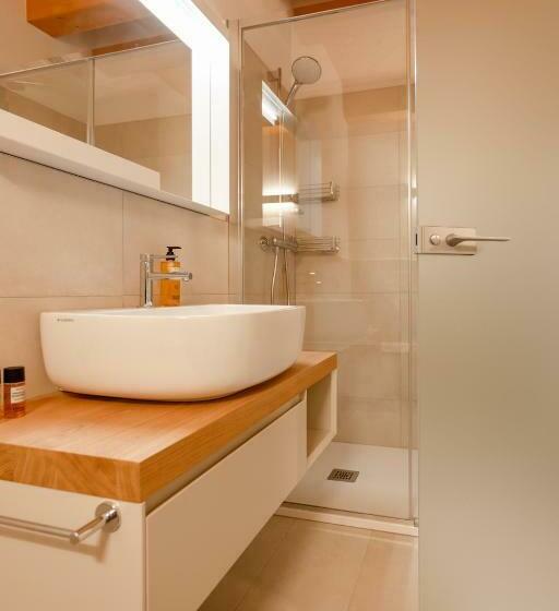 Номер Стандарт, Foresteria Crotasc