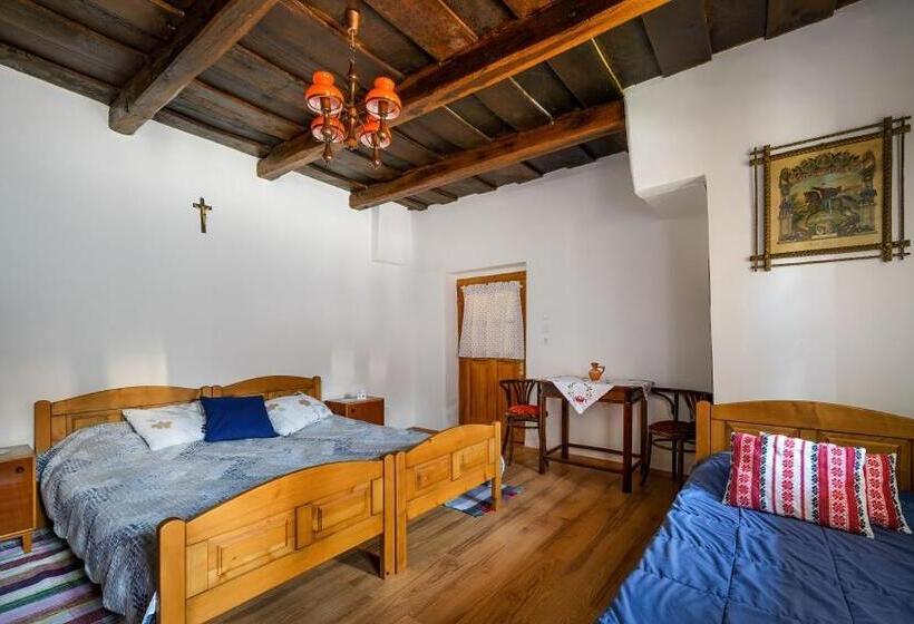 Номер Deluxe, Pipacs és Tulipán Vendégház