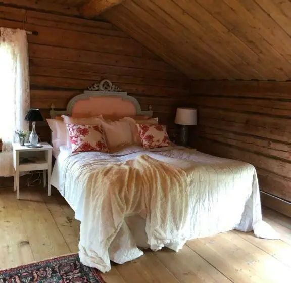 ガーデンビュースタンダードルーム, Träslottets B&b