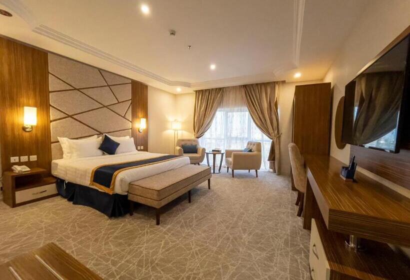 Люкс Superior, The Palaces Hotel Suites   Wadeen