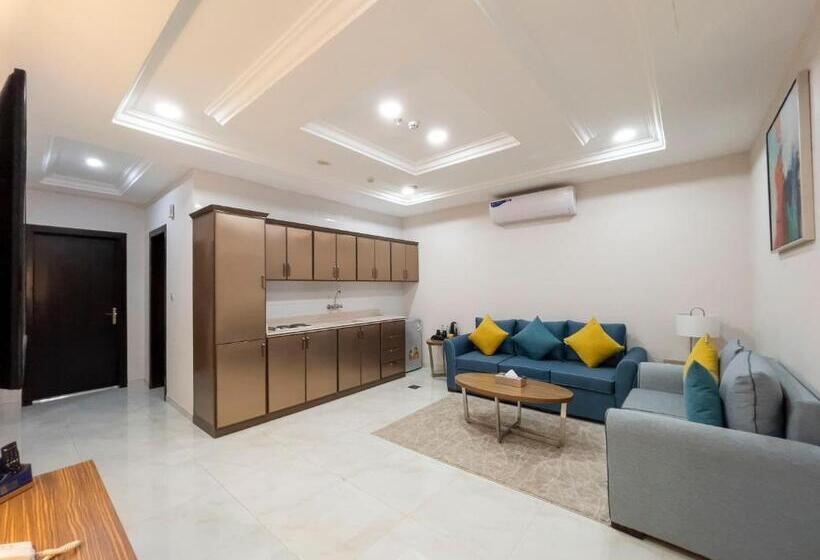 Полулюкс, The Palaces Hotel Suites   Wadeen