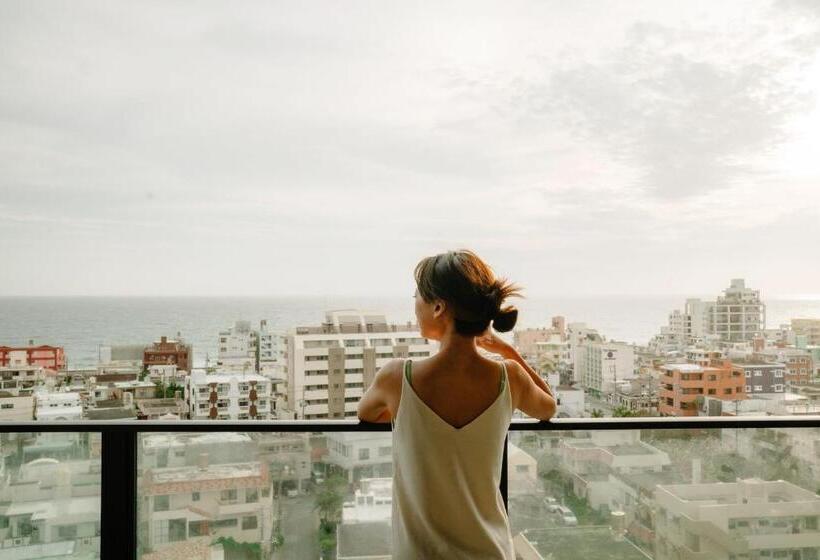 סוויטה אקזקיוטיב, Blue Steak Wonder Chatan