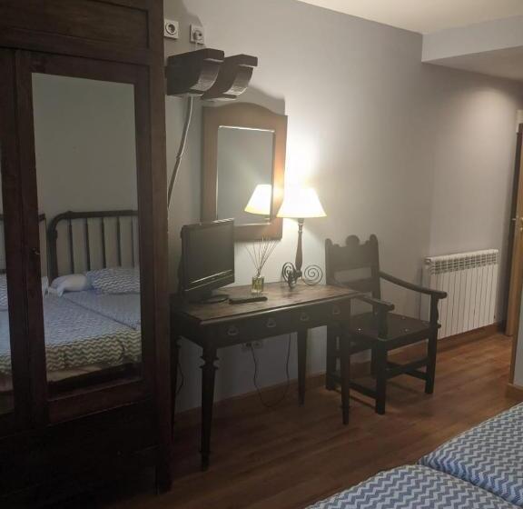 غرفة قياسية, La Plaza