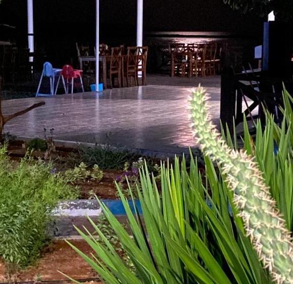 חדר סטנדרט נוף להרים, Livana