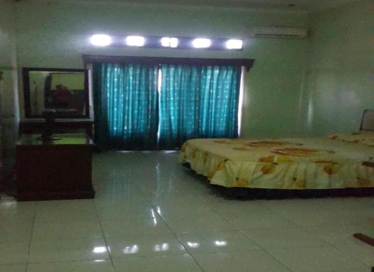 חדר משפחתי, Mulia