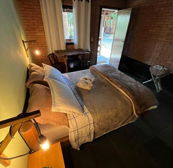 발코니가 있는 스위트, Recanto Dos Sonhos Guest House