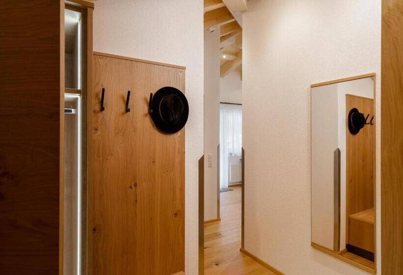 חדר דלוקס עם מרפסת, Dorfstube