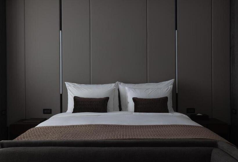 اتاق استاندارد با تخت بزرگ, Manho