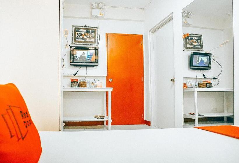 Perhehuone, Reddoorz At S & L Apartelle Daraga Albay