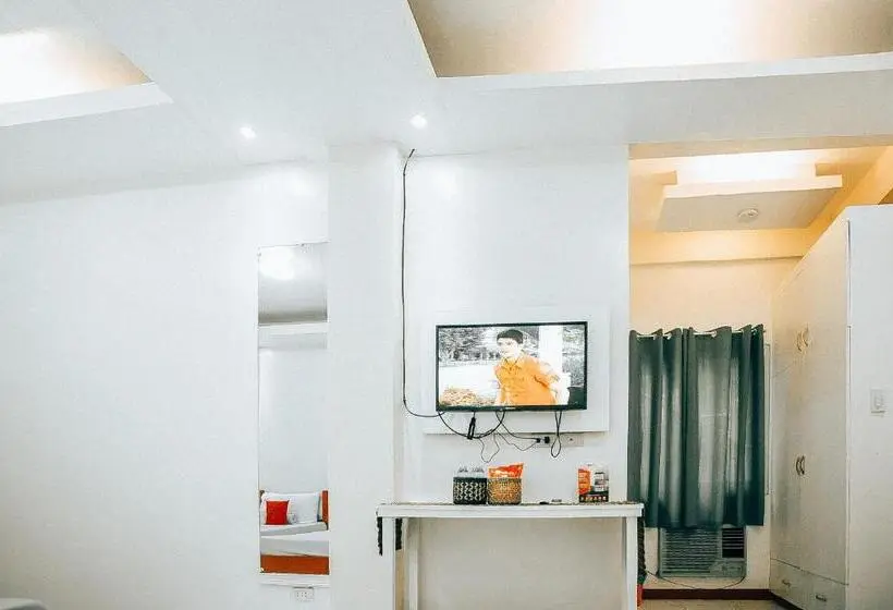 اتاق استاندارد سه نفره, Reddoorz At S & L Apartelle Daraga Albay