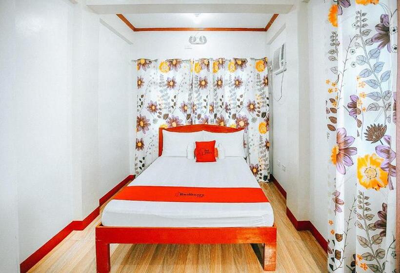 Номер Deluxe, Reddoorz At S & L Apartelle Daraga Albay