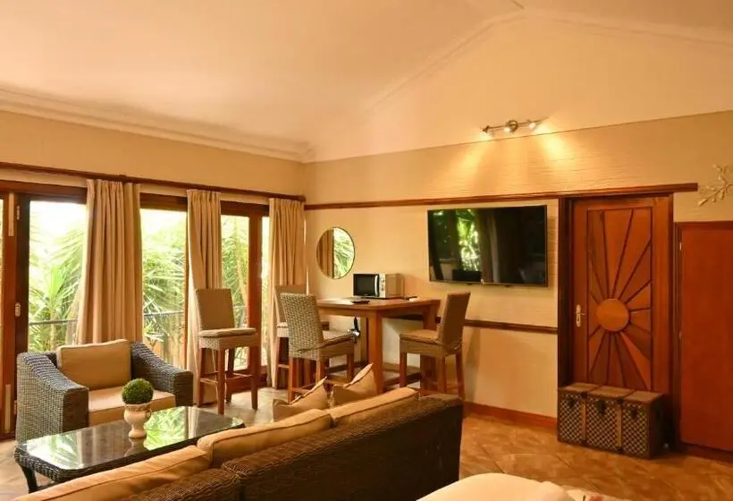 キングサイズベッドのデラックスルーム, Luxury En Suite With Lounge @ 4 Star Guest House