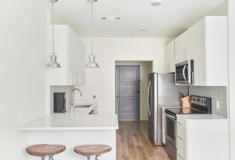 إستوديو قياسى, Sonder At Lc Sobro