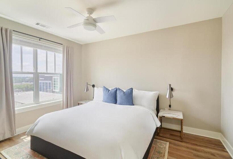 جناح سوبيريور, Sonder At Lc Sobro