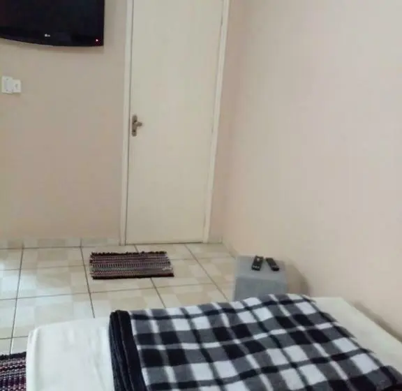 Classic Kolmen Hengen Huone, Pousada Recanto Dos Devotos