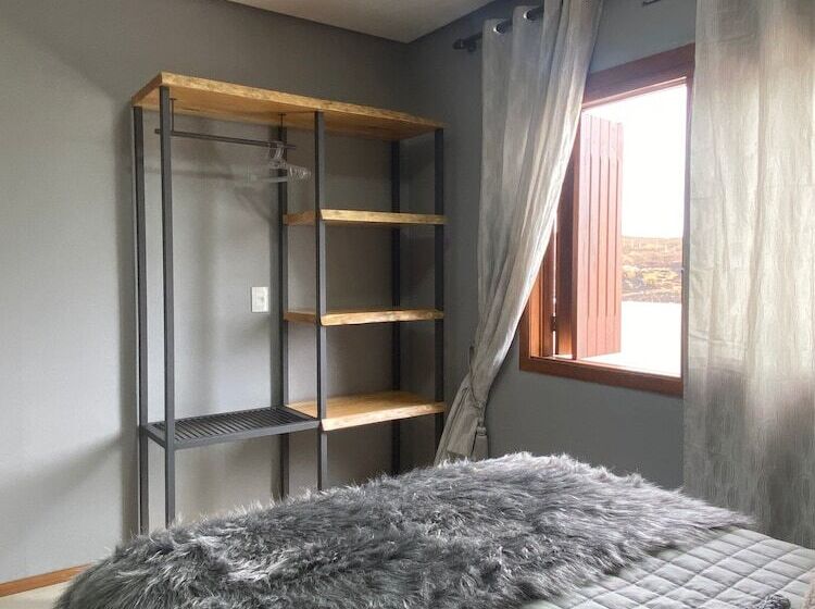 غرفة عائلية, Refugio Dos Coiotes