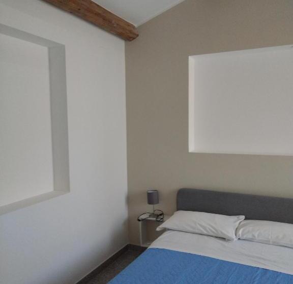 شقة غرفة واحدة, La Reggia Apartments Milazzo