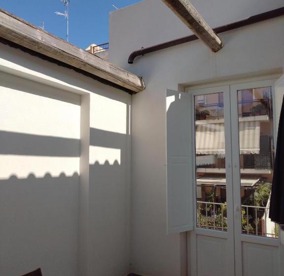 إستوديو ديلوكس, La Reggia Apartments Milazzo