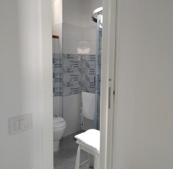 Escritório Deluxe, La Reggia Apartments Milazzo