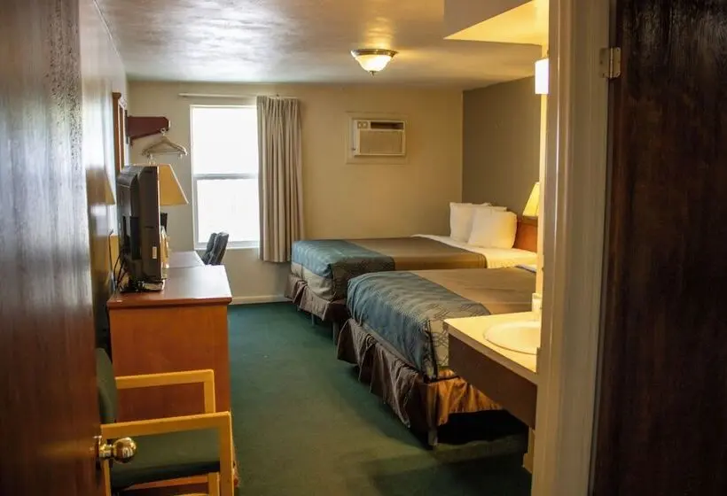 اتاق خانوادگی, Patriot Stay Motel