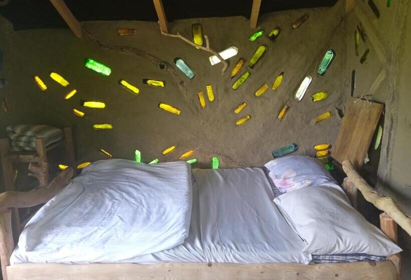 一居室别墅, The House In The Village