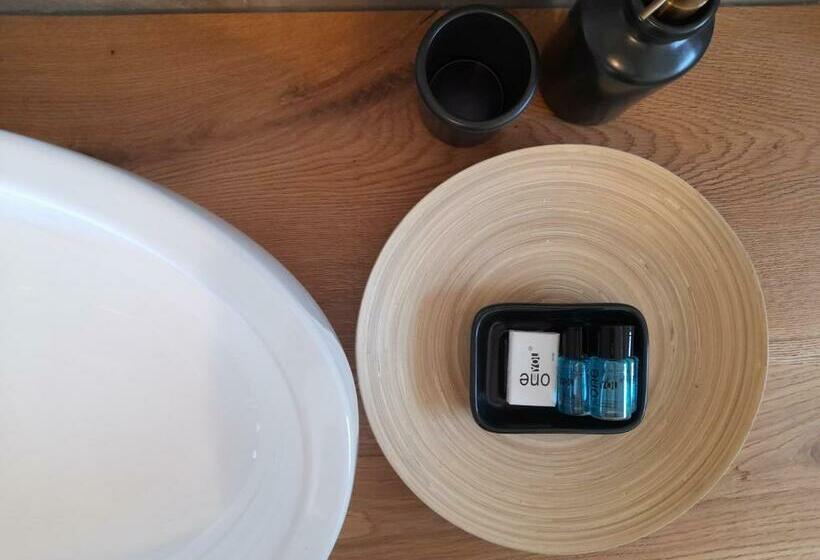 标准间, B&b Camera E Caffè