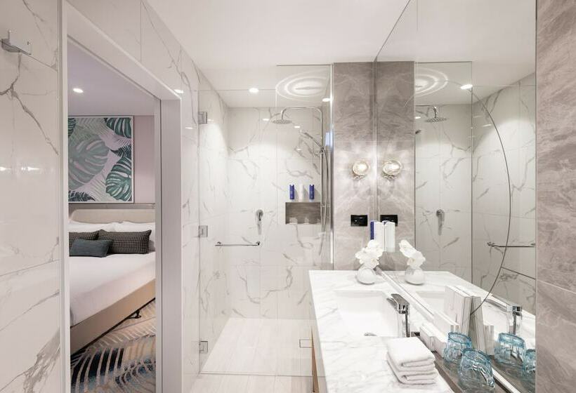 豪华房间, Dorsett Gold Coast