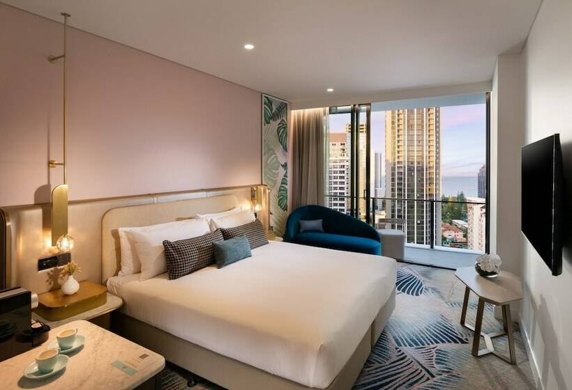 Номер Executive, Dorsett Gold Coast