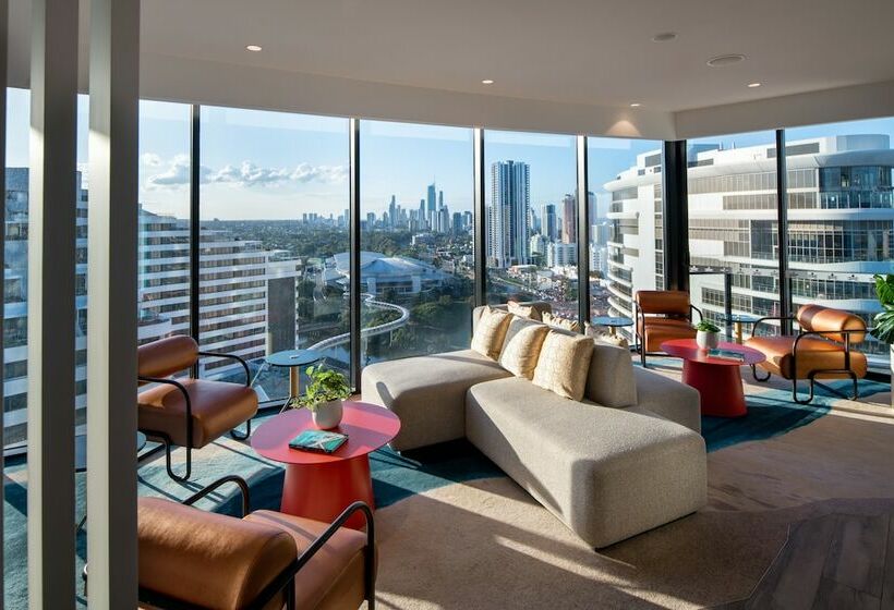 Номер Executive, Dorsett Gold Coast